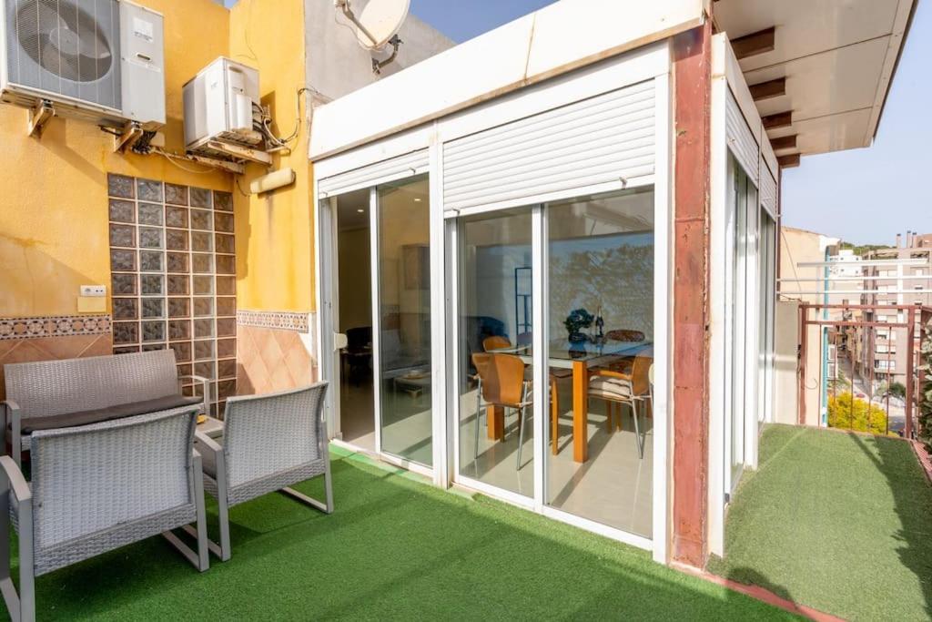 Precioso Atico En Pleno Centro De Alicante Exterior foto